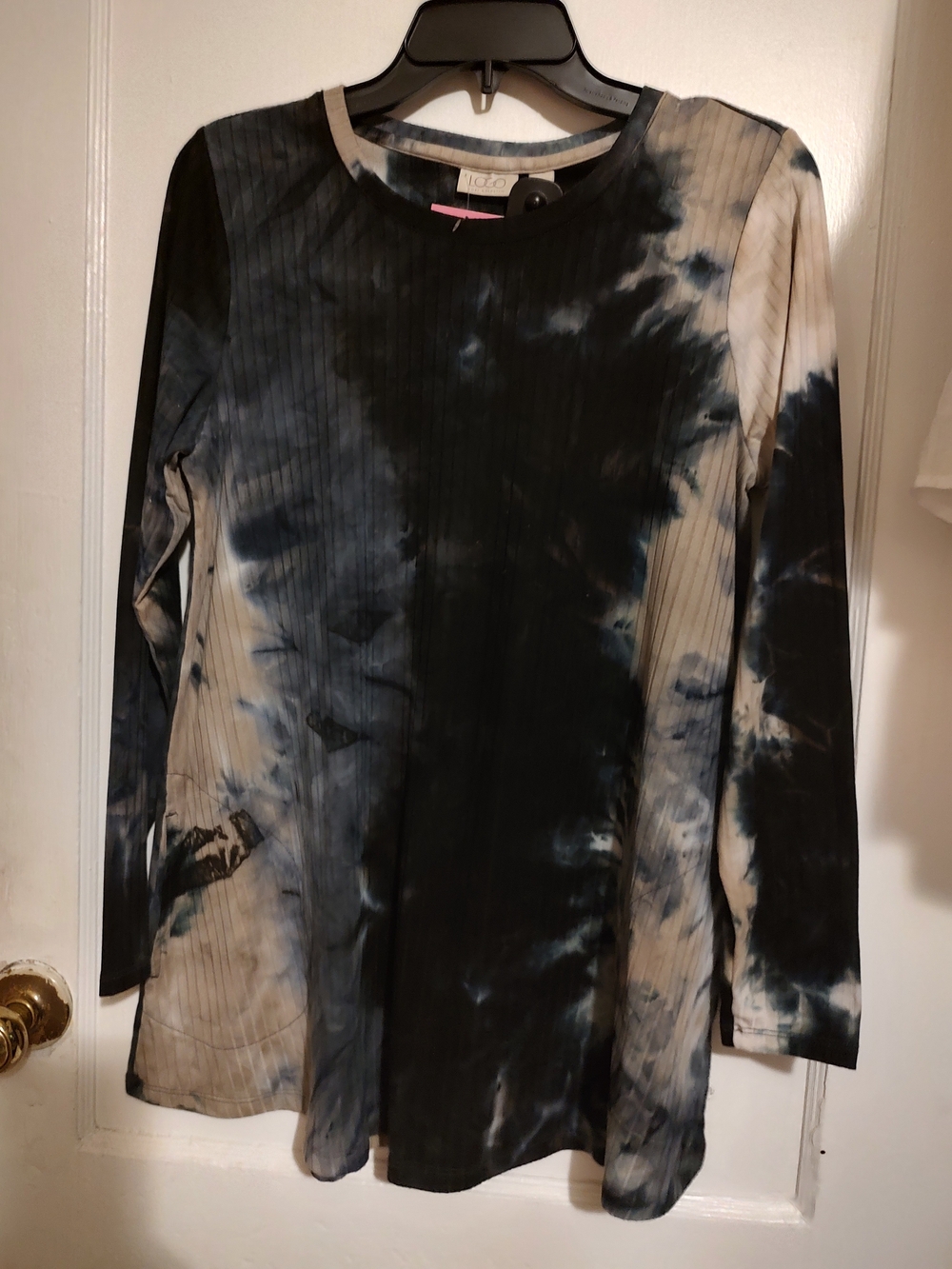 Labor Day Special Tie-Dye Long Sleeve Women's Top - Black & Cream